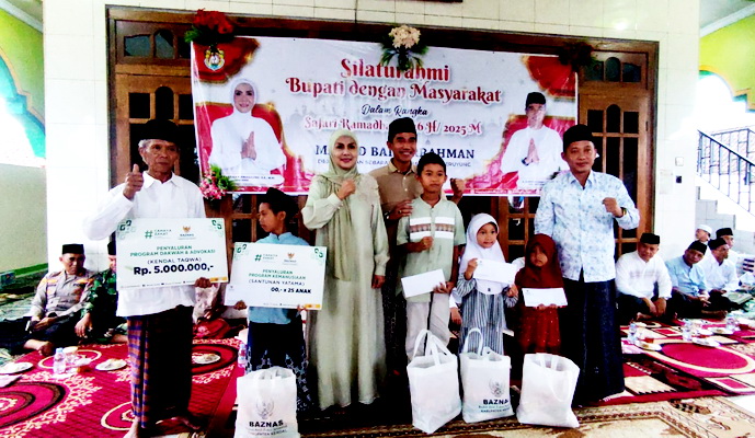 Safari Ramadhan Baznas Kendal Memberikan bantuan Untuk Masjid dan Anak Yatim Piatu