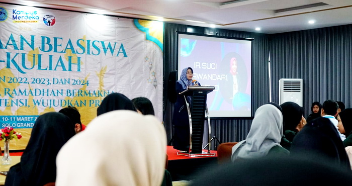 Politeknik Indonusa Surakarta Gelar Buka Puasa Dan Pengarahan Mahasiswa Penerima Program Beasiswa