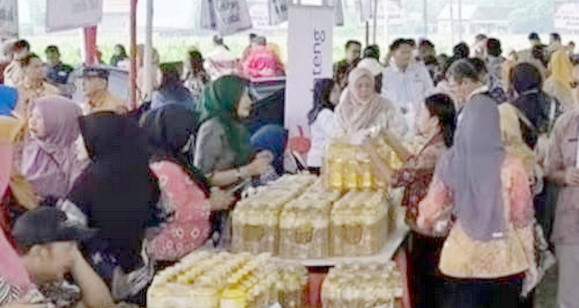 Jelang Hari Raya Pemkab Kendal  Gelar Pasar Murah di Desa Sumberagung