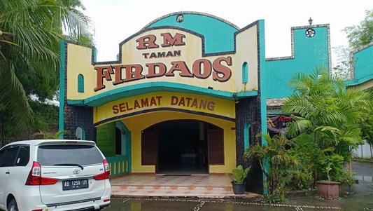 Resto Firdaus Jogya Dengan Menu Istimewa