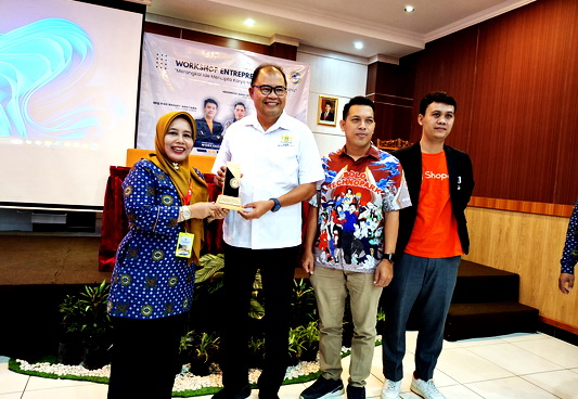 Agar Tambah Wawasan diadakan Workshop Entrepreneur: Merangkai Ide mencipta Karya membentuk Pengusaha