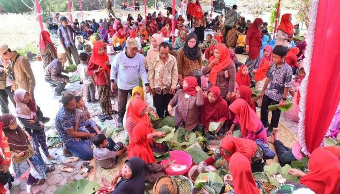 Kirab Budaya Desa Jangglengan Sebagai Desa Wisata di Sukoharjo